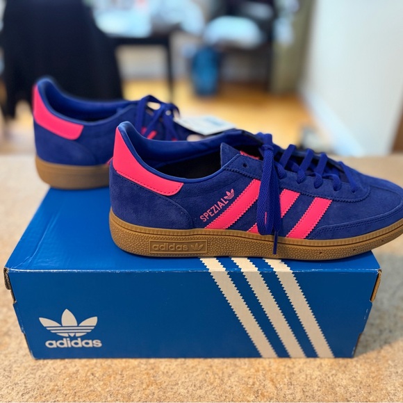 Adidas Handball Spezial Sneakers, NWT, Royal Blue & Pink, Women’s Size 9.5 - Picture 4 of 7